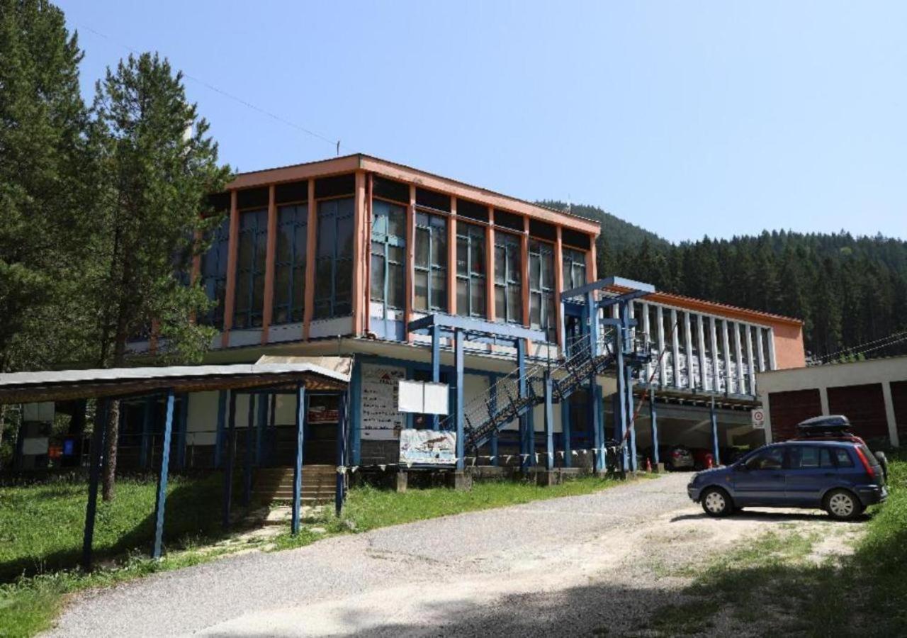 Zazi Apartmany Fatrapark Hrabovo 鲁容贝罗克 外观 照片